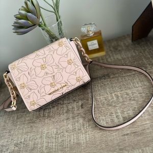 NWT Michael Kors Sofia Crossbody in blossom Leather
